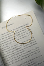 Load image into Gallery viewer, Kolme Modern Floral Brass Bookmark