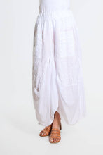 Load image into Gallery viewer, Brenna Cotton/Linen Bunched Pocket Skirt