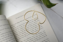 Load image into Gallery viewer, Kolme Modern Floral Brass Bookmark