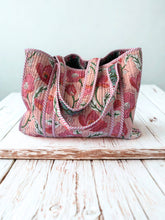 Load image into Gallery viewer, Block Print Quilted Bag ~ Rosa