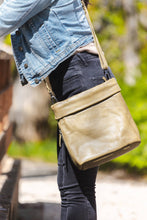 Load image into Gallery viewer, Keaan Bella Minimalist Crossbody