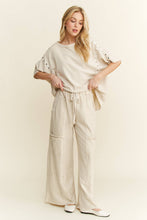 Load image into Gallery viewer, Dunes Mineral Wash Wide leg Cropped pants