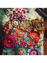 Load image into Gallery viewer, Floral Crocheted Pins
