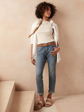 Load image into Gallery viewer, Jag girlfriend jeans