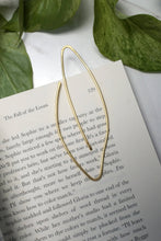 Load image into Gallery viewer, Verdant Botanical Brass Bookmark
