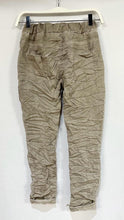 Load image into Gallery viewer, Crinkle Drawstring Washed Jogger

