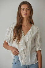 Load image into Gallery viewer, Gillian Flutter Blouse
