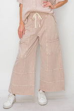 Load image into Gallery viewer, Dunes Mineral Wash Wide leg Cropped pants
