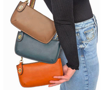Load image into Gallery viewer, Crossbody/Wristlet/waist Clutch
