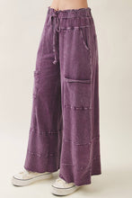 Load image into Gallery viewer, Dunes Mineral Wash Wide leg Cropped pants
