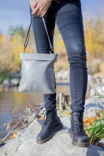 Load image into Gallery viewer, Keaan Bella Minimalist Crossbody

