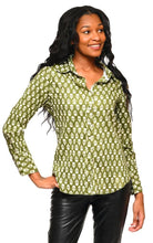 Load image into Gallery viewer, Tulip Acorn Button Down in Green Block Print
