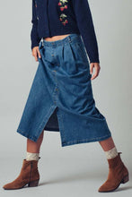 Load image into Gallery viewer, Newport Button-Front Denim Skirt
