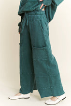 Load image into Gallery viewer, Dunes Mineral Wash Wide leg Cropped pants
