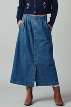Load image into Gallery viewer, Newport Button-Front Denim Skirt
