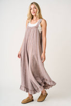 Load image into Gallery viewer, Jill Mineral Wash Jumper
