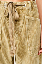 Load image into Gallery viewer, Aaron &amp; Amber Barrel Corduroy Pants~ arriving 10/2

