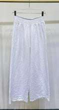 Load image into Gallery viewer, Milio Milano Linen Smocked Waist Pants
