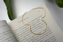 Load image into Gallery viewer, Kolme Modern Floral Brass Bookmark

