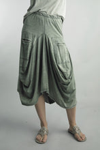 Load image into Gallery viewer, Tempo Paris Two Pocket Skirt~ in several colors
