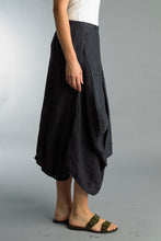 Load image into Gallery viewer, Tempo Paris Linen Two Pocket Linen Skirt
