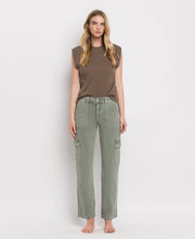 Load image into Gallery viewer, Katalina Cargo Jeans
