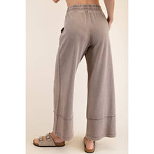 Load image into Gallery viewer, NYC Mineral Wash Pants
