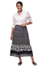 Load image into Gallery viewer, Tulip Classic Button Down in White
