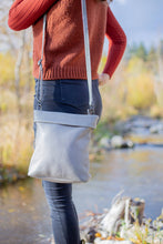 Load image into Gallery viewer, Keaan Bella Minimalist Crossbody

