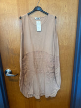 Load image into Gallery viewer, Saga sleeveless cotton/linen dress~In several colors
