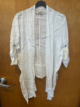 Load image into Gallery viewer, Saga Linen Drape Jacket~ In Sand &amp; White
