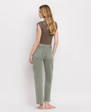 Load image into Gallery viewer, Katalina Cargo Jeans
