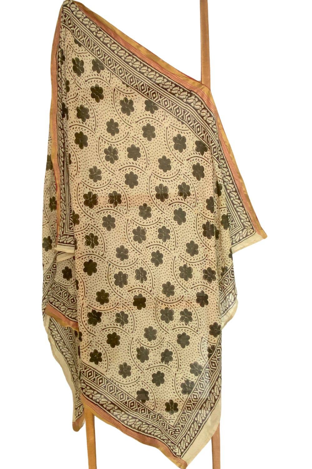 Black/Tan Naturally Dyed Block Printed Zari Sarong