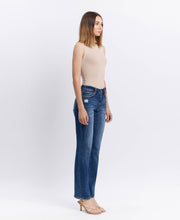 Load image into Gallery viewer, Gillian Mid Rise Straight Jeans
