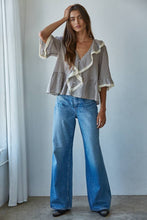 Load image into Gallery viewer, Rachel Woven Cotton Linen Striped Ruffle Top
