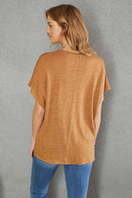 Load image into Gallery viewer, Oversized Linen Tee
