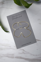 Load image into Gallery viewer, Nelja Modern Floral Brass Bookmark

