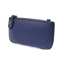 Load image into Gallery viewer, Crossbody/Wristlet/waist Clutch
