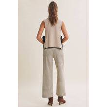Load image into Gallery viewer, In February Ribbon Whipstitch Sweater Vest
